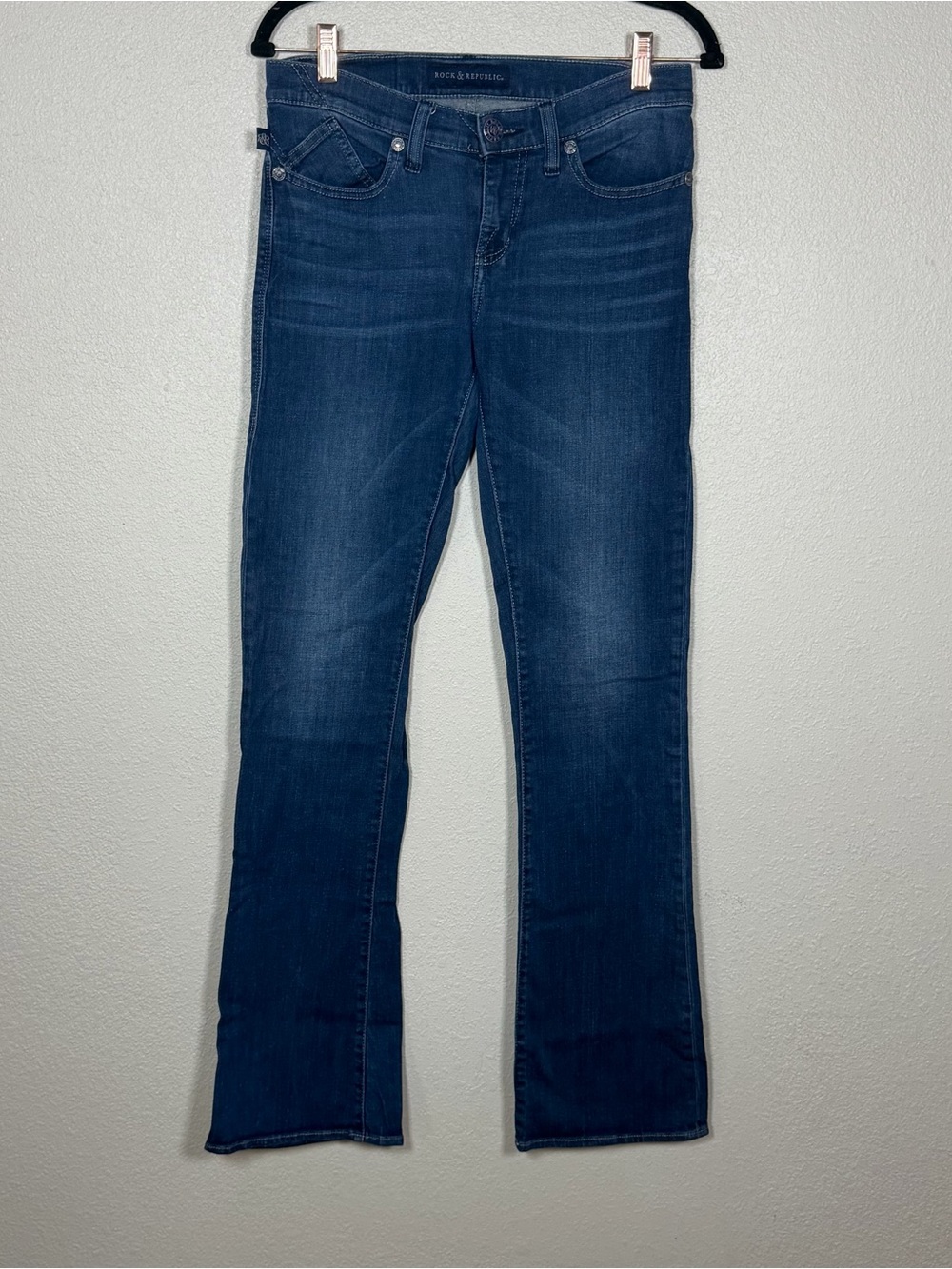 Rock & Republic Dark Wash Bootcut Mid Rise Rhinestone 5-Pocket Jeans 6 Stretch